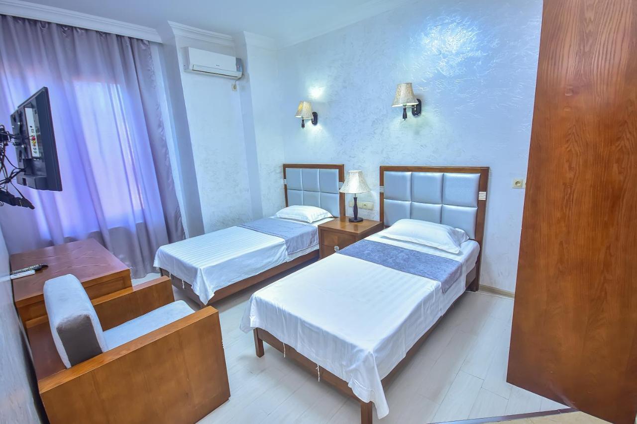 Hotel Chveni Sakhli Batumi Bagian luar foto