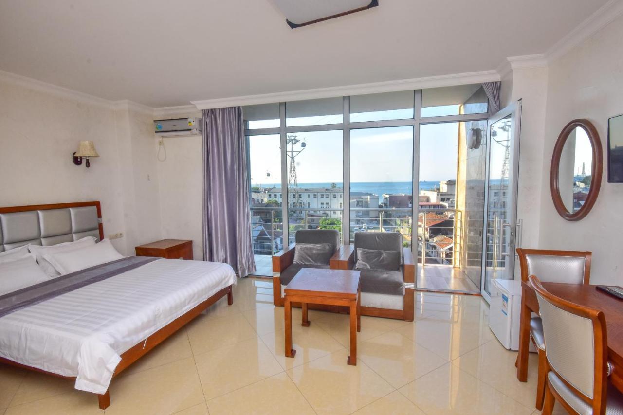 Hotel Chveni Sakhli Batumi Bagian luar foto