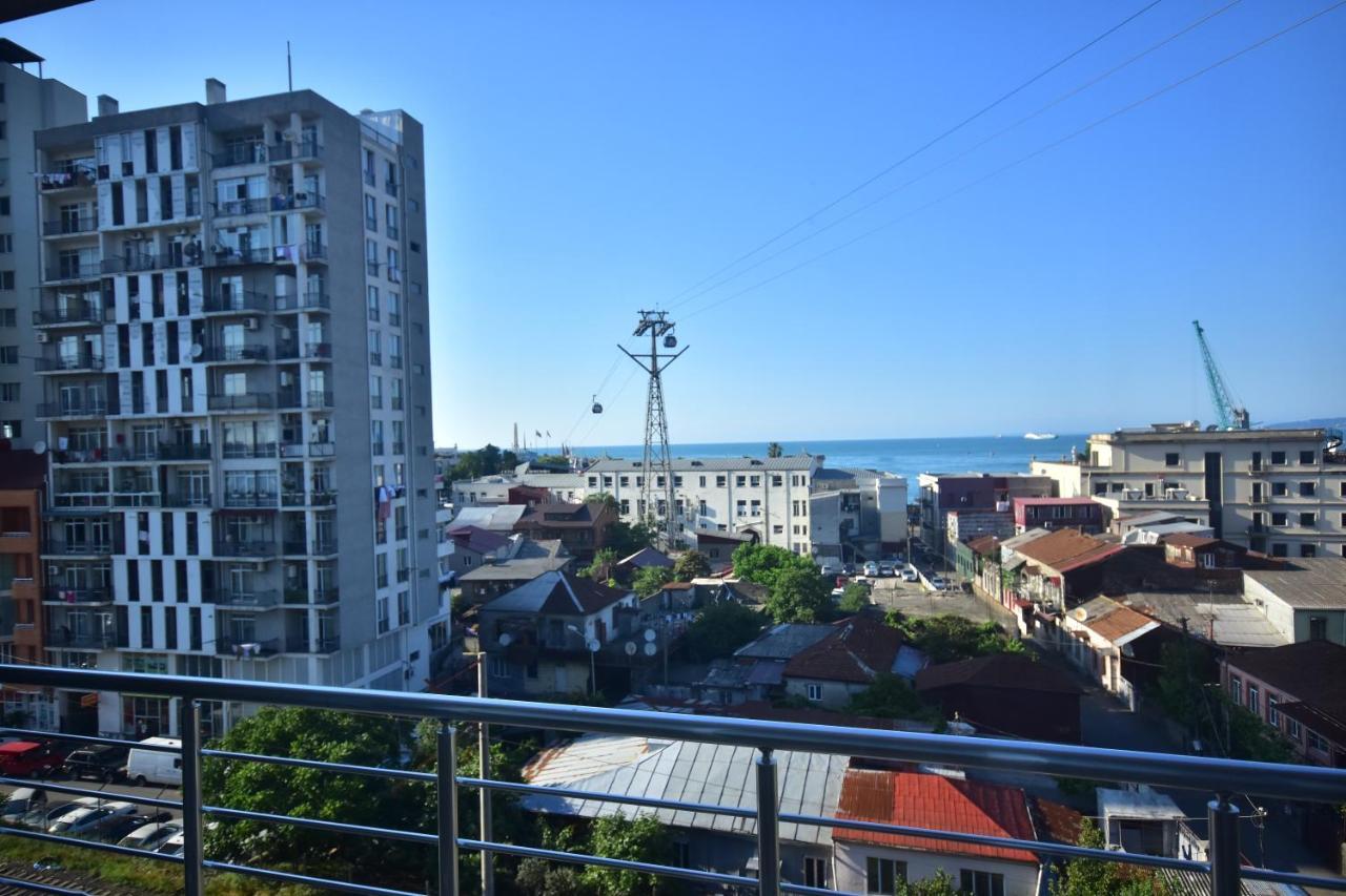 Hotel Chveni Sakhli Batumi Bagian luar foto